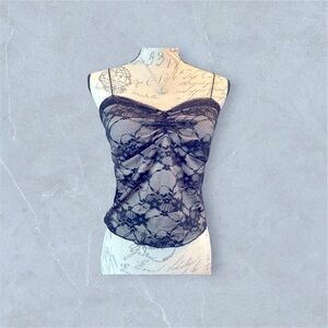 Wild Fable- Trendy Cropped Black Lace Camisole Top. Size Medium